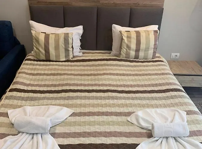 Milmari Premier40 公寓 *